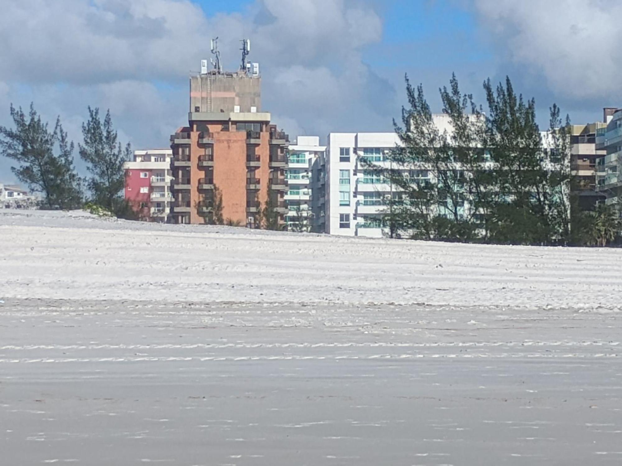 Apartamento Charmoso Em Frente A Praia Em Кабу-Фріу Екстер'єр фото